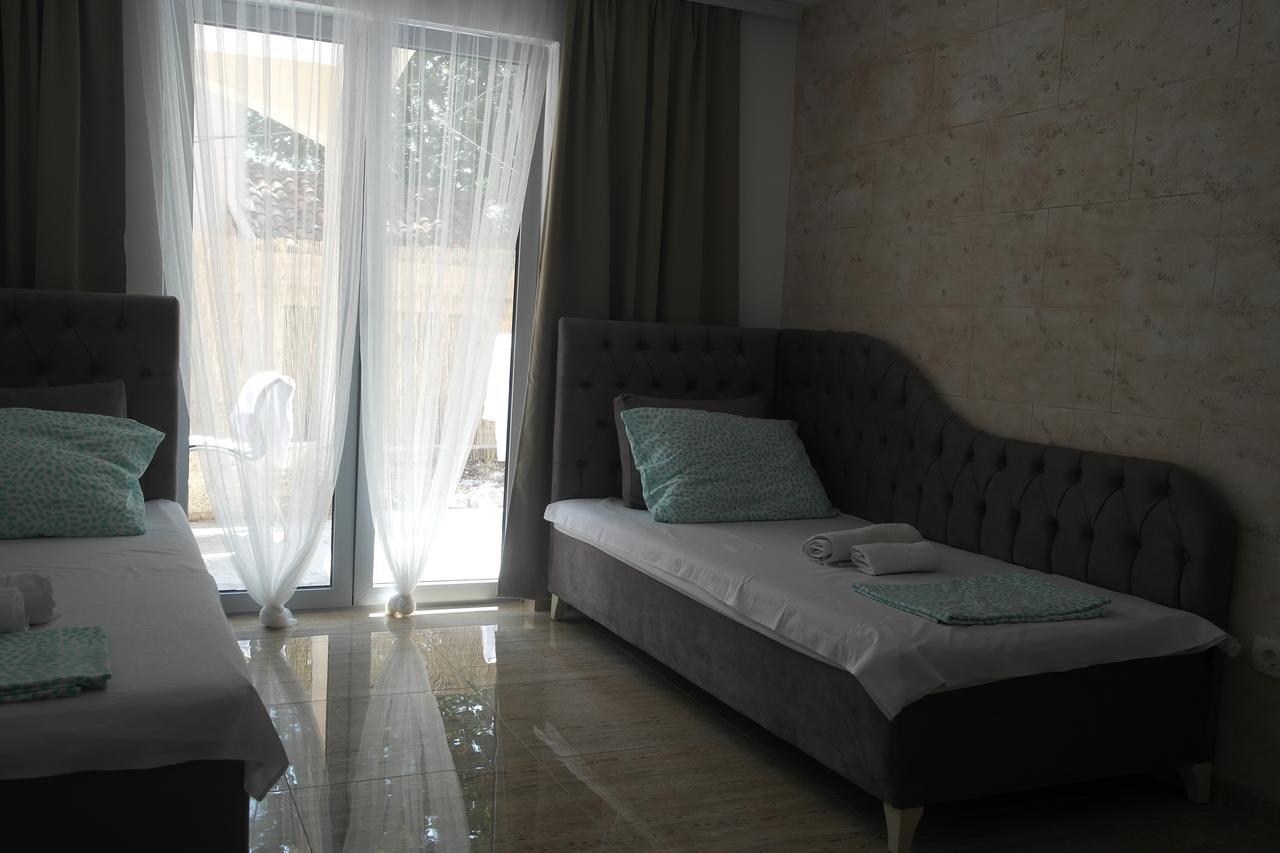 Soheds Apartment Budva Bagian luar foto